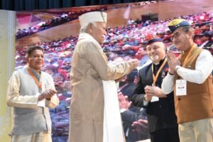 पूर्व सैनिकों से बोले भागवत: “समाज सशक्त होगा तो राष्ट्र सुरक्षित रहेगा 