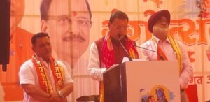 काशीपुर में महापौर दीपक बाली द्वारा आयोजित होली मिलन समारोह में शामिल