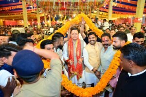 काशीपुर से खटीमा की ओर बढ़ते कदम… और हर कदम पर जनसैलाब का प्यार