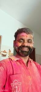 लोगों ने जगह-जगह होली मिलन कार्यक्रमों का आयोजन