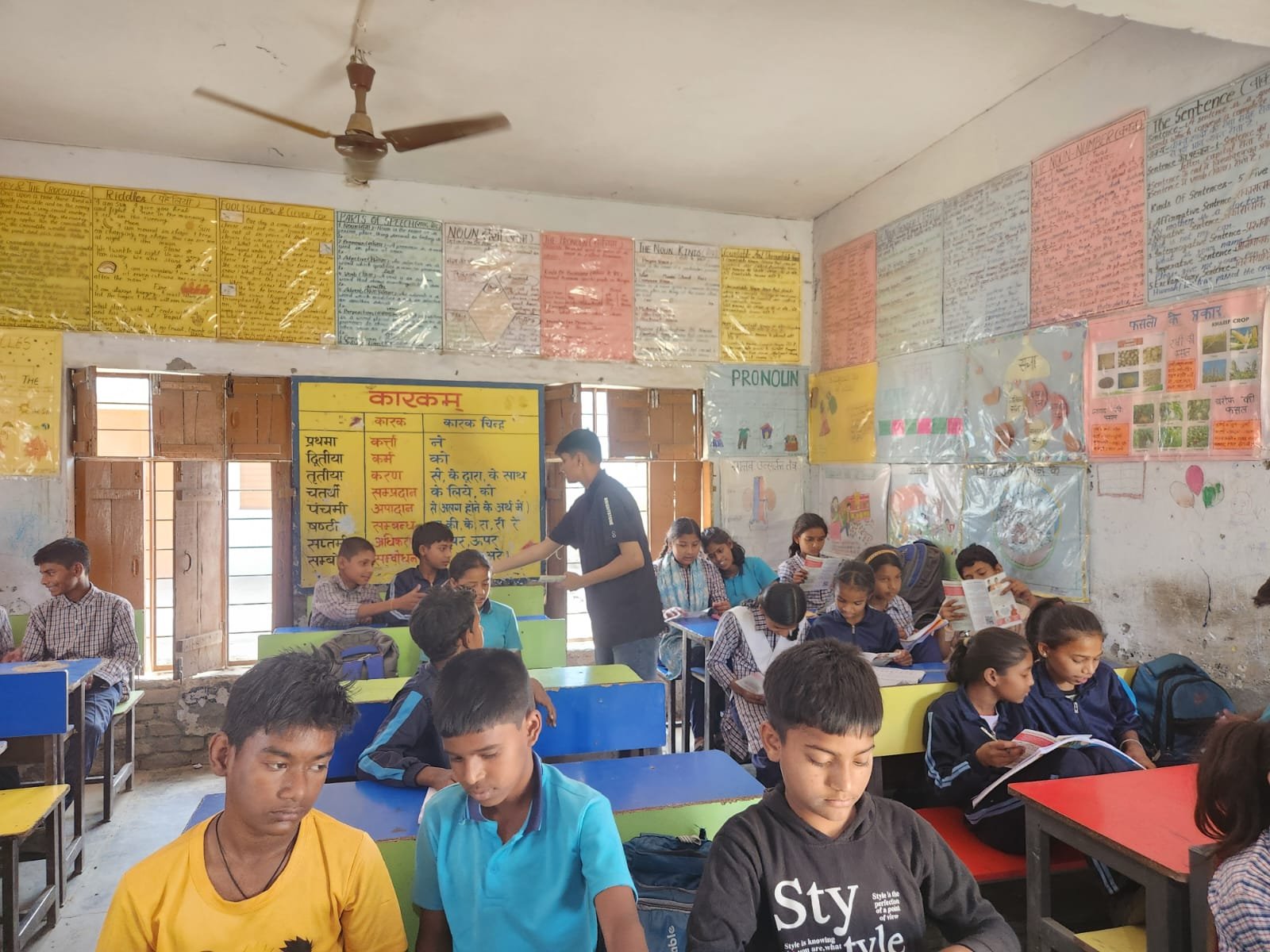 छात्र-छात्राओं को स्वच्छता शपथ दिलाई