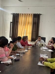 महिला कल्याण विभाग के अन्तर्गत संचालित योजनाओं की समीक्षा