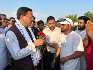 मुख्यमंत्री पुष्कर सिंह धामी शुक्रवार को खटीमा पहुंचे