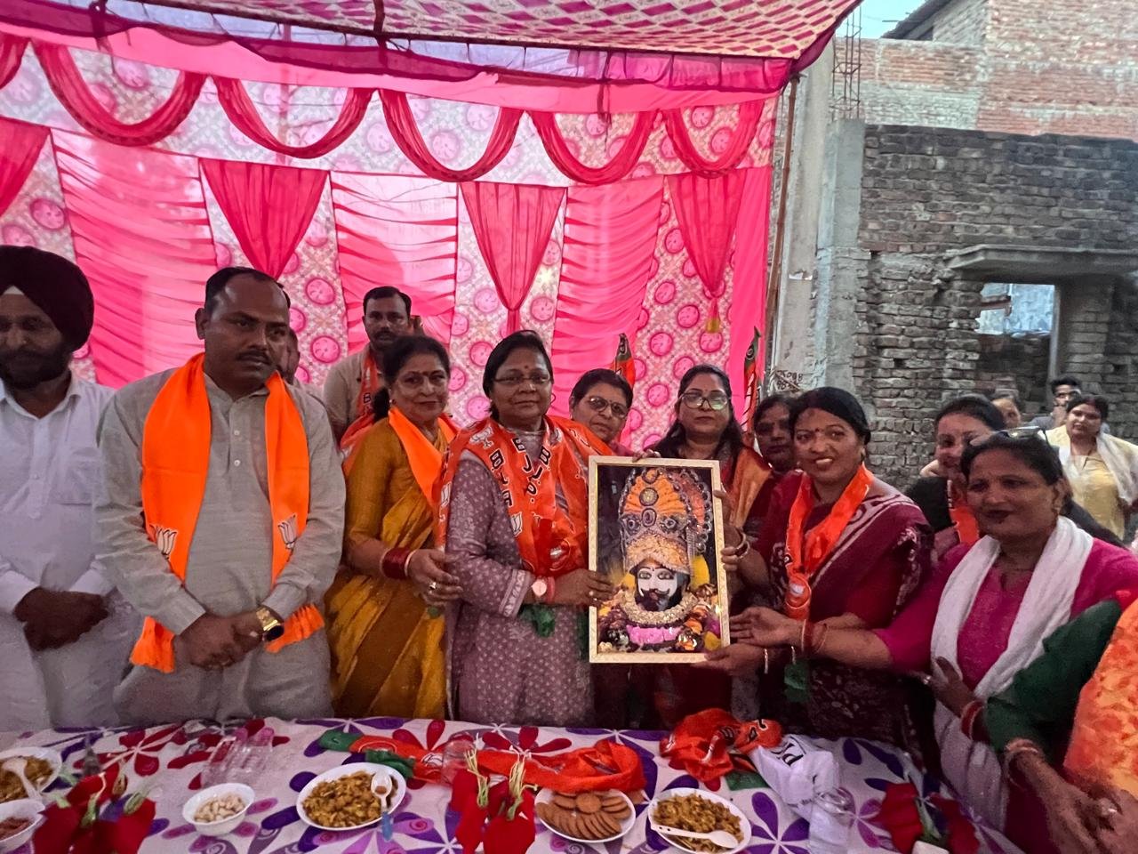 पूजा शर्मा ने अभिनंदन कार्यक्रम का आयोजन किया, राज्य मंत्री मुख्य अतिथि रही