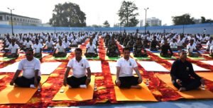 अंतर्राष्ट्रीय योग दिवस पर सिविल जज ने चलाया दीवानी न्यायालय परिसर बाजपुर में स्वच्छता अभियान