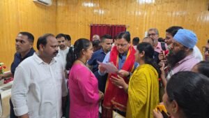 सीएम ने सुनीं जनसमस्याएं, दिए अधिकारियों को त्वरित समाधान के निर्देश