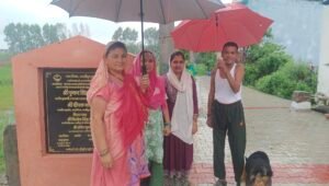 बारिश में नाले का जलस्तर बढ़ने से नवनिर्मित सड़क क्षतिग्रस्त, जल्द होगी मरम्मत: दीपक बाली